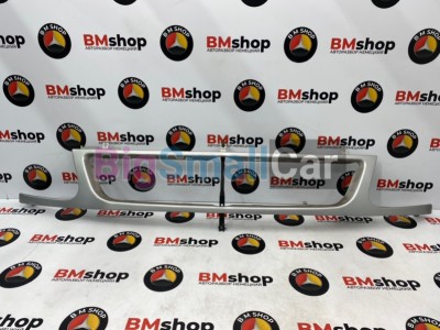 Крепление решетки радиатора Mercedes V280 2001 W638 104.900 A6388880040