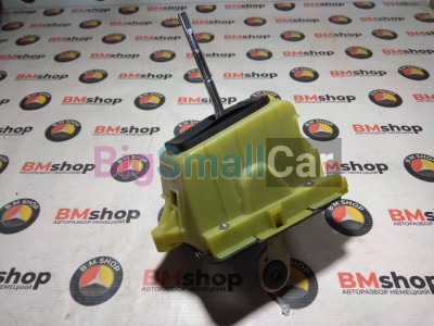 Селектор акпп Mercedes C 180 CGI 2014 W204 271.820 A2042677624