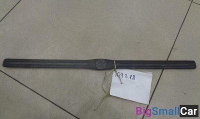 Накладка порога внутренняя передняя правая от Opel Omega B 1994-2003 - купить России
