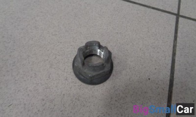 Гайка ступицы передней от Renault Fluence 2010-2017 - купить России