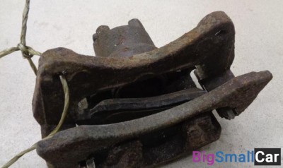 Суппорт передний левый от Dodge Caliber PM 2006-2011 - купить России