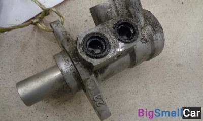 Цилиндр тормозной главный от Mazda Demio DY 2003-2007 - купить России