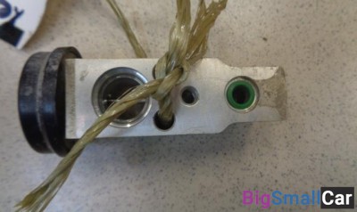 Клапан кондиционера от Hyundai Santa Fe Classic SM 2000-2012