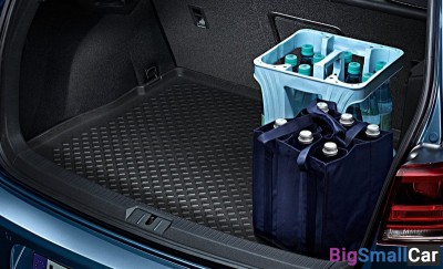 Ковер багажника 5G0061160 на Volkswagen Golf VII
