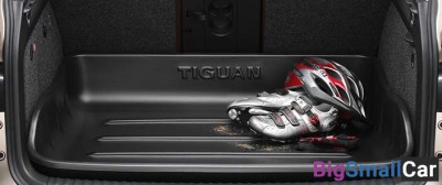 Поддон в багажник Tiguan (для а/м с высоким фальшп