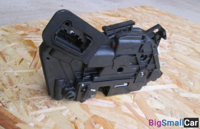 Замок, 6RF839015