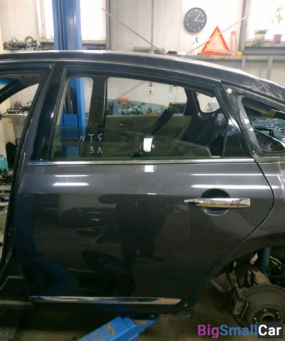 Nissan teana дверь задняя левая