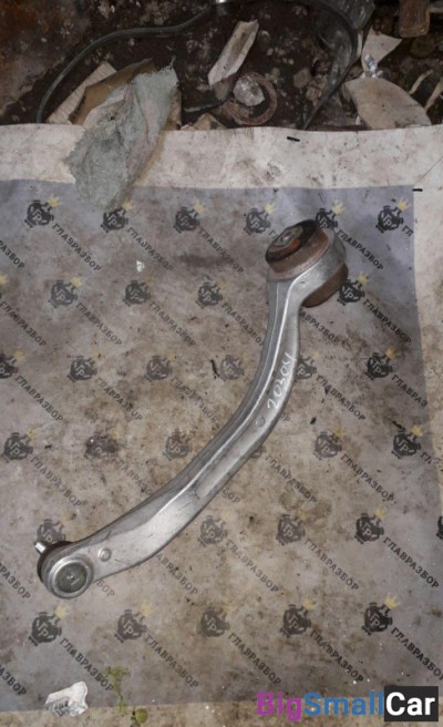 Рычаг передней подвески нижний левый задний A4  B6  2000-2004