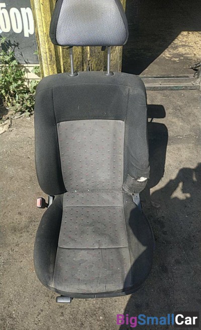 Сиденье водительское VW Passat  B5  1996-2000 б/у с дефектом