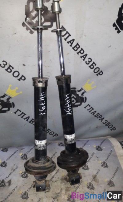 Амортизатор задний L R Lexus GS450h б/у