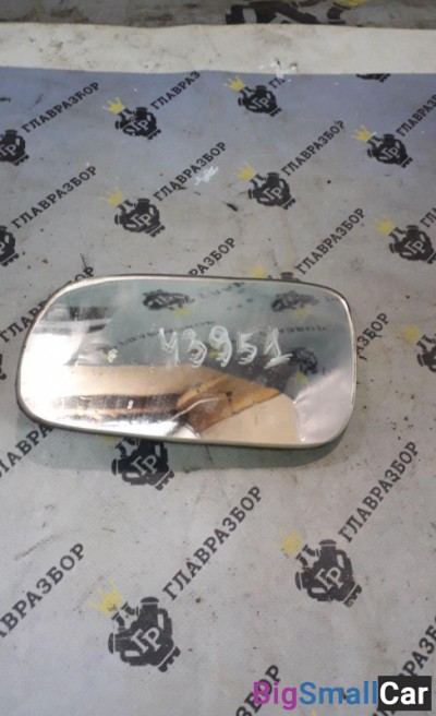 Элемент зеркальный левый Passat  B5  2000-2005 б/у