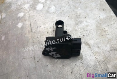 Датчик массового расхода воздуха toyota corolla