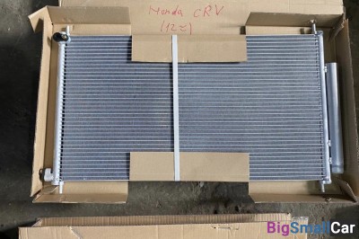 Радиатор кондиционера Honda CR-V