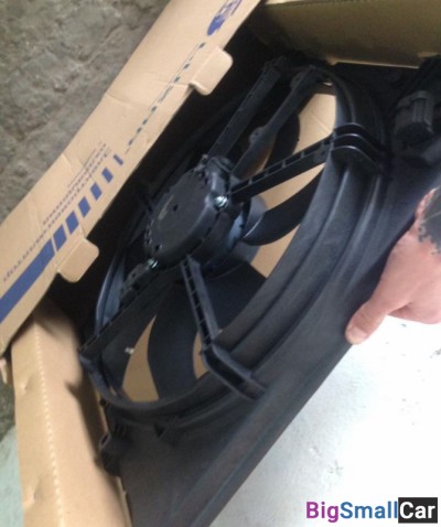 Диффузор радиатора охлаждения в сборе Nissan Qashq