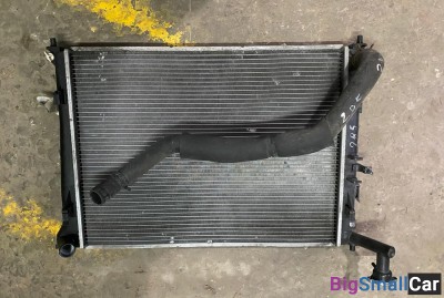 Радиатор охлаждения Hyundai i30