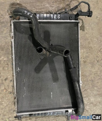 Радиатор охлаждения Kia Sportage