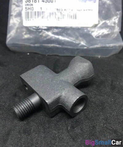 Тройник трубки переднего колеса HD78 5818145001