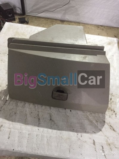 Бардачок Renault Megane 2 рено меган 2